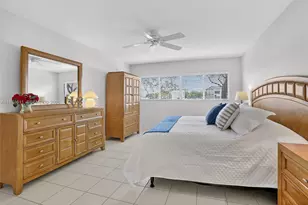 13705 SW 12th St, Pembroke Pines, FL 33027 - Photo 20