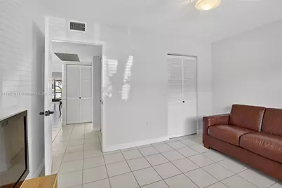 13705 SW 12th St #103B, Pembroke Pines, FL 33027 - Photo 32