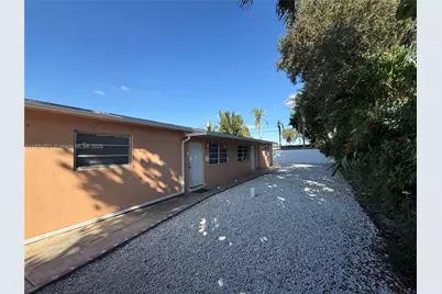 6301 Moseley St #2, Hollywood, FL 33024 - Photo 1