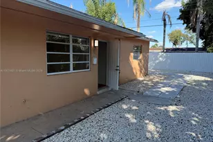 6301 Moseley St, Hollywood, FL 33024 - Photo 2