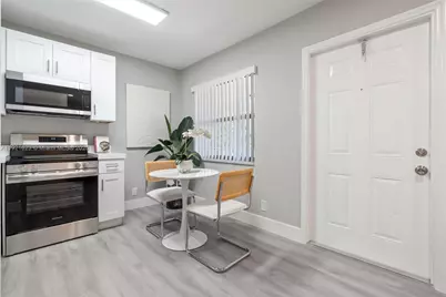 1400 NE 5th Ter #2, Fort Lauderdale, FL 33304 - Photo 6