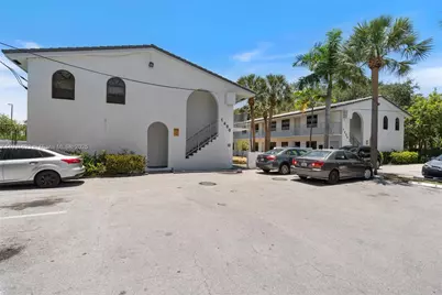 1400 NE 5th Ter #2, Fort Lauderdale, FL 33304 - Photo 16
