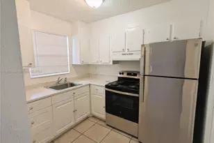 31 SE 2nd Ave, Hallandale Beach, FL 33009 - Photo 6