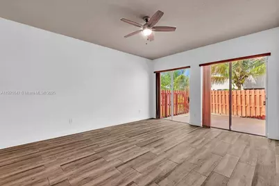 16283 SW 83rd St, Miami, FL 33193 - Photo 32