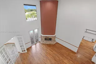 15601 SW 14th St, Pembroke Pines, FL 33027 - Photo 8