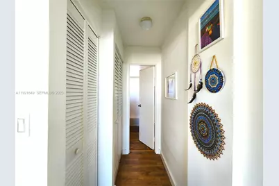 7900 Tatum Waterway Dr #506, Miami Beach, FL 33141 - Photo 8