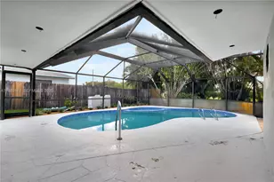 1771 NW 93rd Ave, Pembroke Pines, FL 33024 - Photo 4