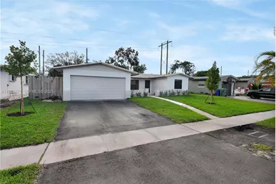 1771 NW 93rd Ave, Pembroke Pines, FL 33024 - Photo 2