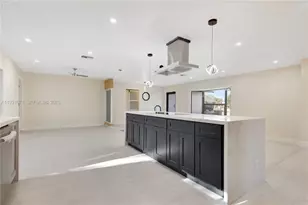 1771 NW 93rd Ave, Pembroke Pines, FL 33024 - Photo 18