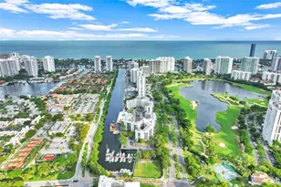 3401 N Country Club Dr, Aventura, FL 33180 - Photo 28