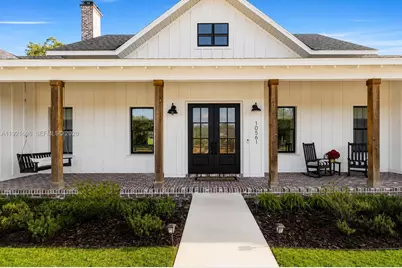 10561 NE 104th Cir, Other City - In The State Of Florida, FL 34484 - Photo 2