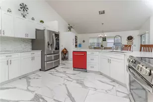 17996 N 42nd Rd N, Loxahatchee, FL 33470 - Photo 6