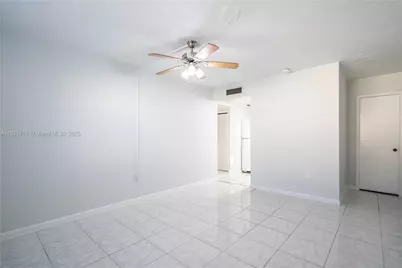 450 NE 82nd Ter #8, Miami, FL 33138 - Photo 4