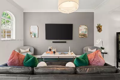 18475 NE 30th Pl, Aventura, FL 33160 - Photo 2