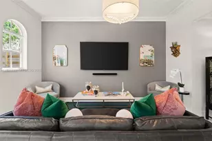 18475 NE 30th Pl, Aventura, FL 33160 - Photo 2