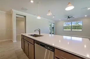 400 SE Mulberry Wy, Port Saint Lucie, FL 34984 - Photo 38