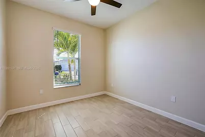 400 SE Mulberry Way, Port Saint Lucie, FL 34984 - Photo 24