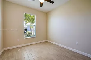 400 SE Mulberry Wy, Port Saint Lucie, FL 34984 - Photo 24