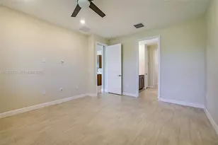 400 SE Mulberry Wy, Port Saint Lucie, FL 34984 - Photo 18