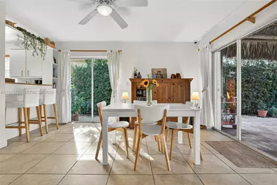 21320 SW 92nd Ave, Cutler Bay, FL 33189 - Photo 18