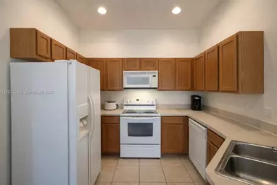 1718 Carvelle Dr #1718, Riviera Beach, FL 33404 - Photo 8