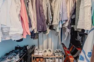 31 SE 5th St, Miami, FL 33131 - Photo 38