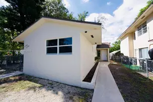 11316 Peachtree Dr, Miami, FL 33161 - Photo 1