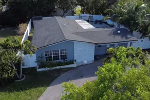 4420 NW 30th Ct, Lauderdale Lakes, FL 33313 - Photo 4