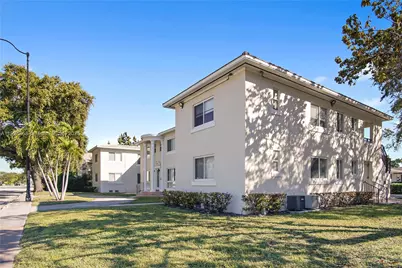 1567 S Le Jeune Rd #3, Miami, FL 33134 - Photo 2