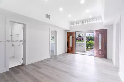 745 NW 140th St, Miami, FL 33168 - Photo 8