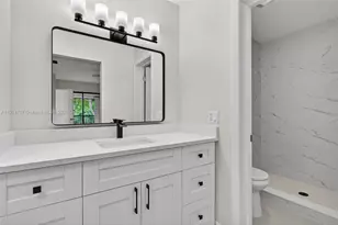 3697 Cocoplum Cir, Coconut Creek, FL 33063 - Photo 8