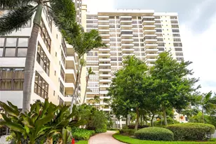 2500 Parkview Dr, Hallandale Beach, FL 33009 - Photo 26