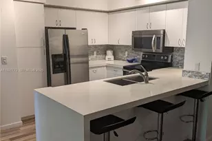 19901 E Country Club Dr, Aventura, FL 33180 - Photo 2