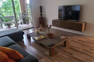 19901 E Country Club Dr, Aventura, FL 33180 - Photo 4