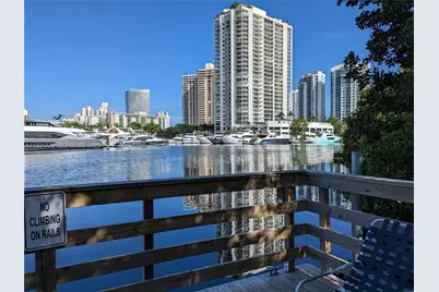 19901 E Country Club Dr #2305, Aventura, FL 33180 - Photo 16