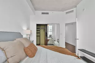 234 NE 3rd St, Miami, FL 33132 - Photo 24