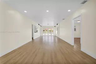 5781 SW 25th St, Miami, FL 33155 - Photo 8