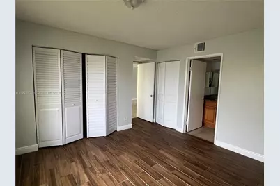 1477 Lake Crystal Dr #F, West Palm Beach, FL 33411 - Photo 8