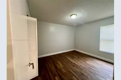 1477 Lake Crystal Dr #F, West Palm Beach, FL 33411 - Photo 12