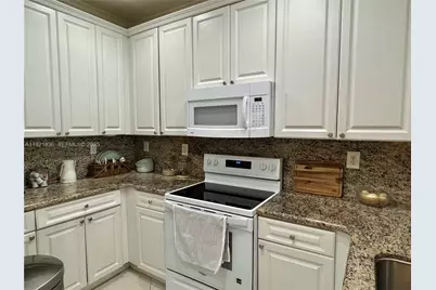 3121 SE 2nd Dr, Homestead, FL 33033 - Photo 10