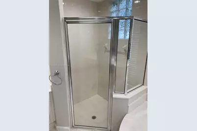2518 Bay Pointe Ct, Weston, FL 33327 - Photo 20