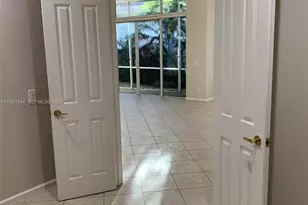 2518 Bay Pointe Ct, Weston, FL 33327 - Photo 22