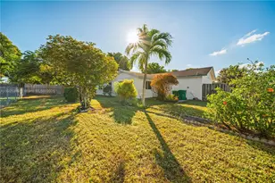 7831 NW 46th Ct, Lauderhill, FL 33351 - Photo 26