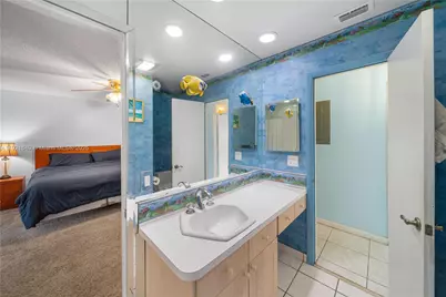 7831 NW 46th Ct, Lauderhill, FL 33351 - Photo 14