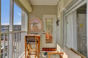 330 SE 2nd St, Hallandale Beach, FL 33009 - Photo 26