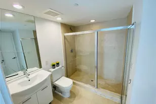 475 Brickell Ave, Miami, FL 33131 - Photo 16