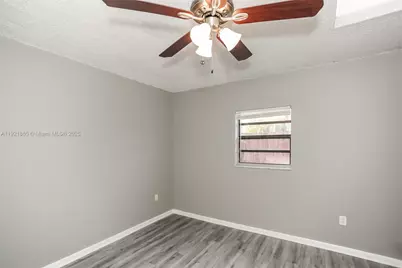 5835 SW 117th Ave, Miami, FL 33183 - Photo 12
