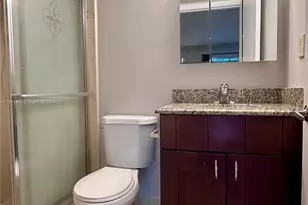 105 Meadows Cir, Boynton Beach, FL 33436 - Photo 18