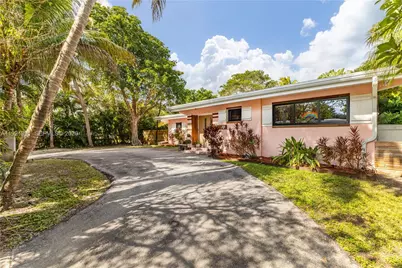 301 NE 115th St, Miami, FL 33161 - Photo 56