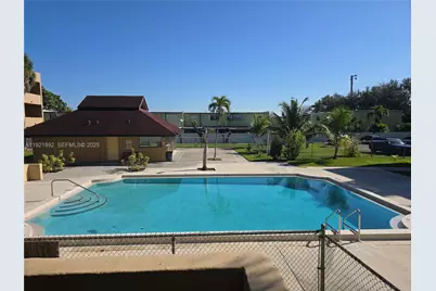1750 W 56th St #216, Hialeah, FL 33012 - Photo 14